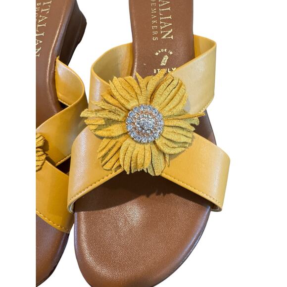 Italian Shoemakers Yellow Flower Leather Sandals Women’s Size 8 - Picture 5 of 7